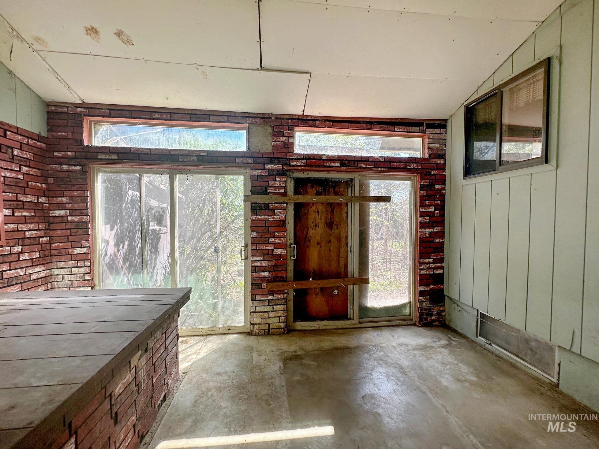 343 Mesquite