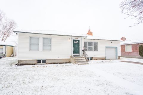 Photo of 1718 Schodde Ave, Burley, ID 83318 (MLS # 98973436)