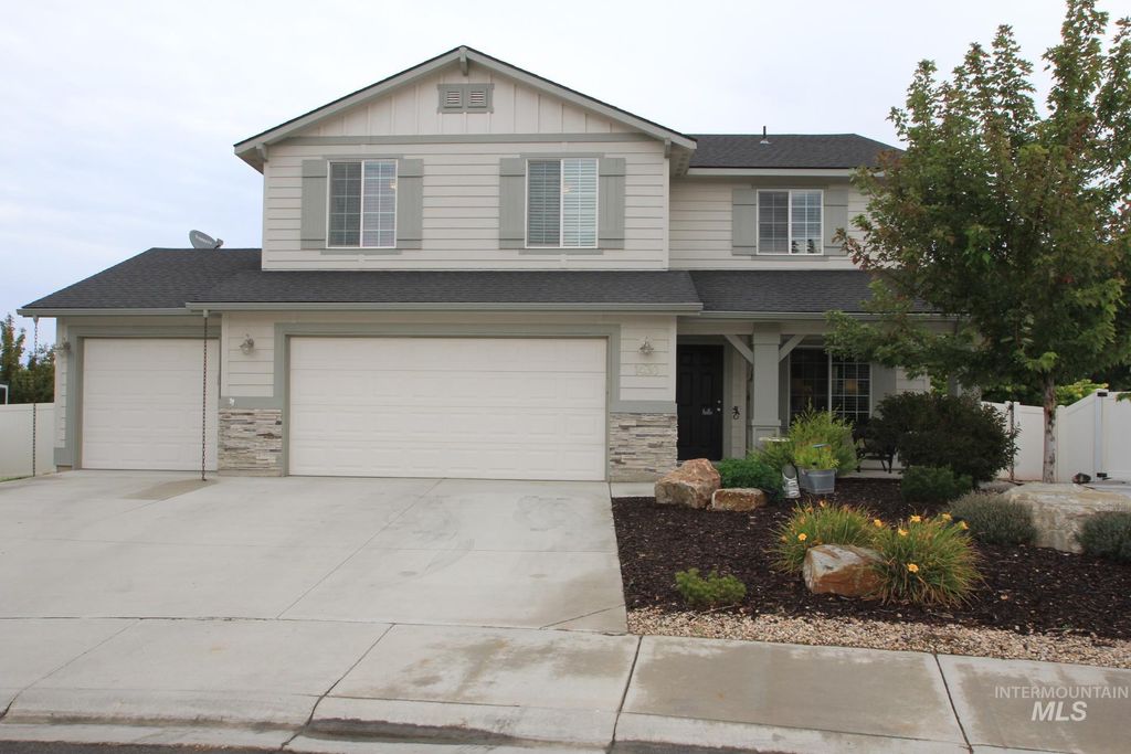 Photo of 1430 W Bayhorse St, Kuna, ID 83634 (MLS # 98963331)