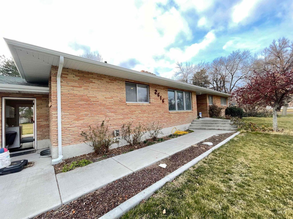 Photo of 2616 Burton Ave, Burley, ID 83318 (MLS # 99001566)