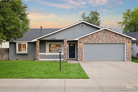 Photo of 13513 W Acorn St, Boise, ID 83713 (MLS # 98991791)