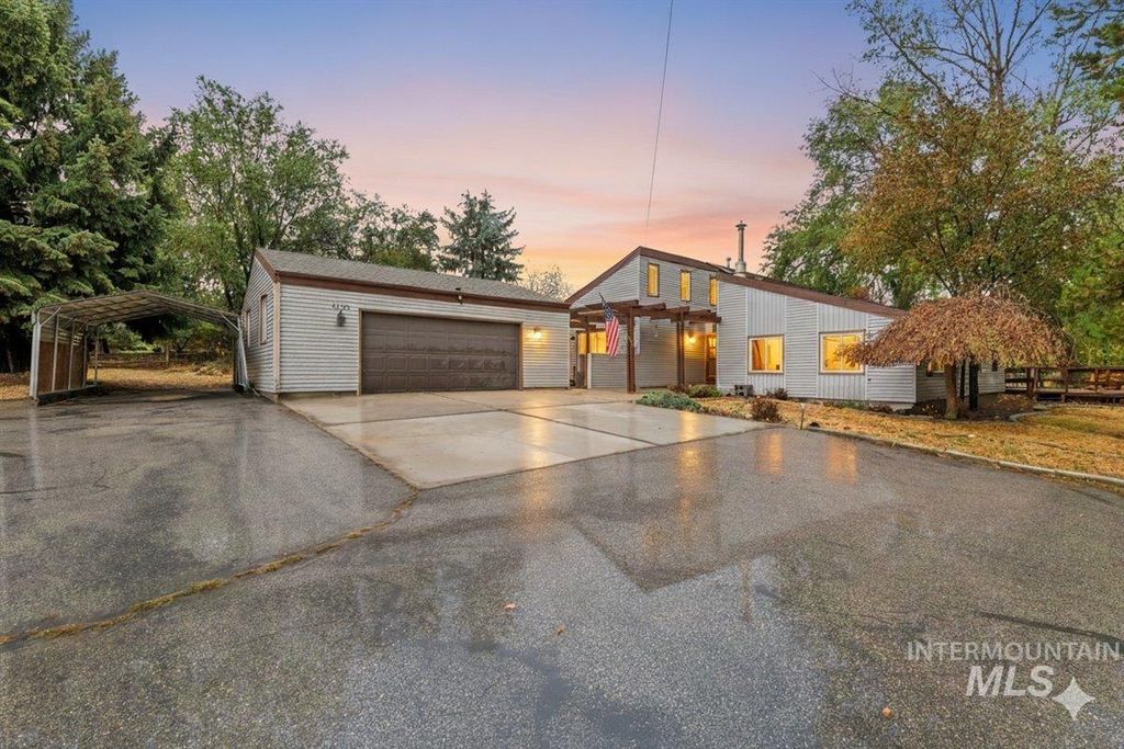 Photo of 4045 S Maple Grove Rd, Boise, ID 83709 (MLS # 98963926)