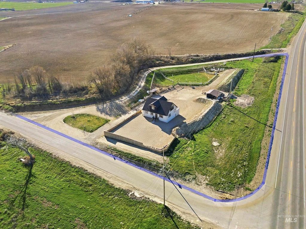 Photo of 1007 Grandview Ave, Parma, ID 83660 (MLS # 98979657)