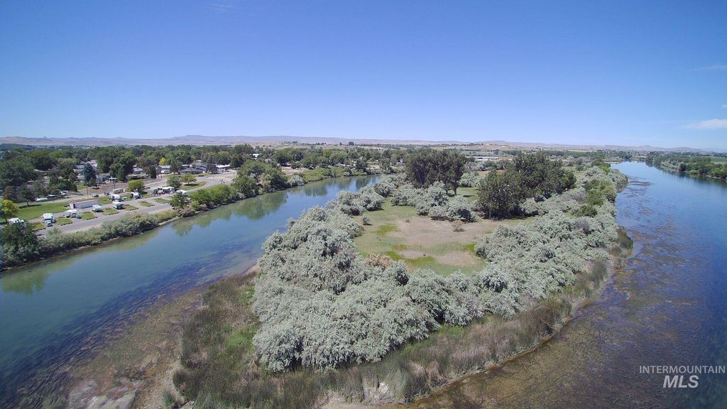 Photo of 00 Heltons Island, Homedale, ID 83628 (MLS # 98974551)