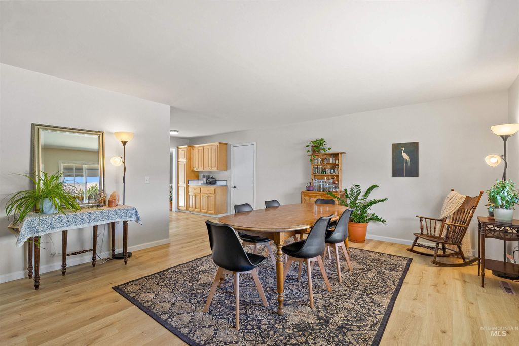 Photo of 1220 18th Avenue, Lewiston, ID 83501 (MLS # 98976564)