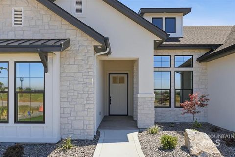 Photo of 7621 E Midberry Ct, Nampa, ID 83687 (MLS # 98986779)