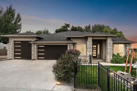 Photo of 10606 W Cruser Dr, Boise, ID 83709 (MLS # 98959683)