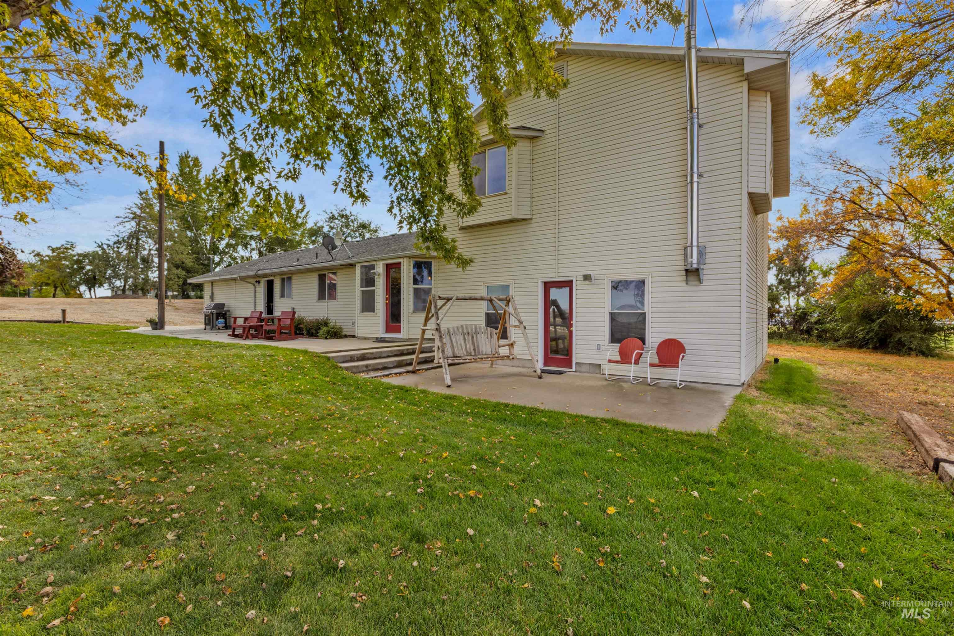 25595 Don Lane