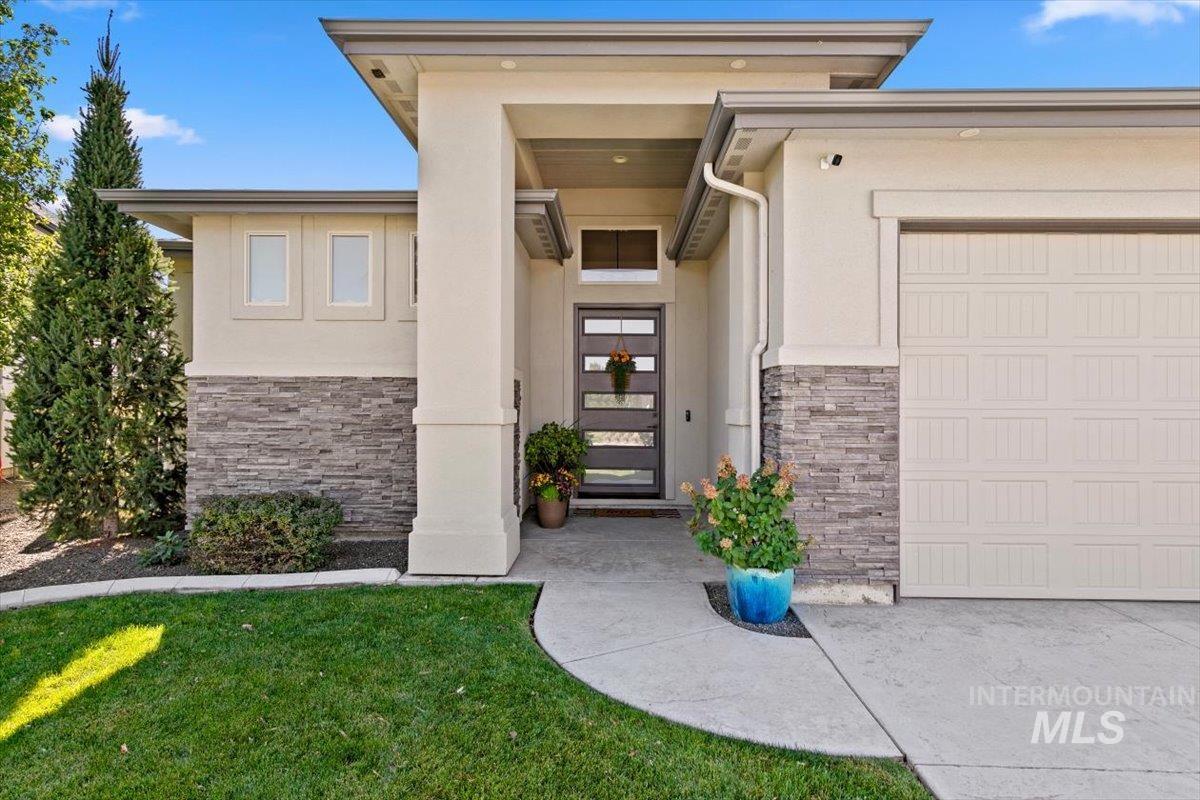 4515 W Cedar Grove Dr