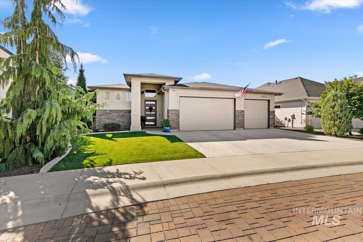 4515 W Cedar Grove Dr