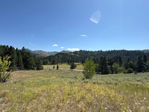 Photo of Mountain Meadows Lots 5, 6, 10, 11, Prairie, ID 83647 (MLS # 98961885)