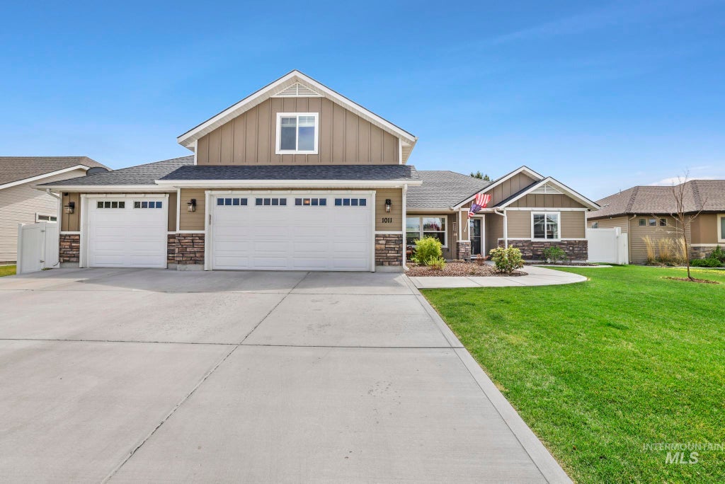 Photo of 1011 Bell Ln, Kimberly, ID 83341 (MLS # 98999476)