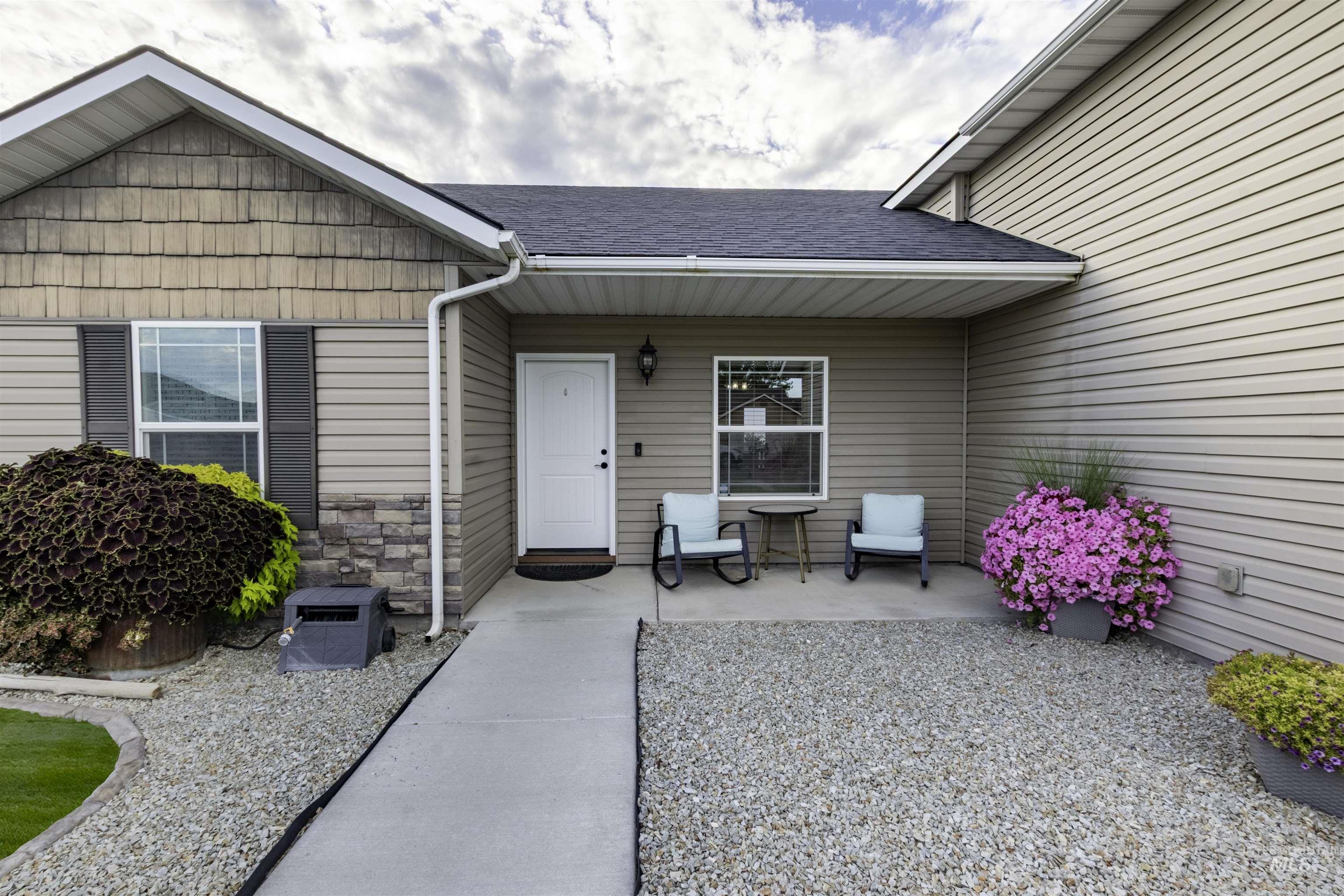 410 Cayuse Creek Dr.