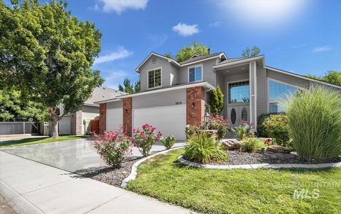 Photo of 5674 N Heathrow Way, Boise, ID 83713 (MLS # 98958732)