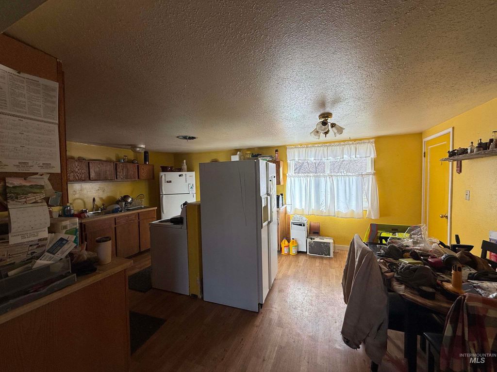 Photo of 180 Bruneau, Hagerman, ID 83332 (MLS # 98976535)