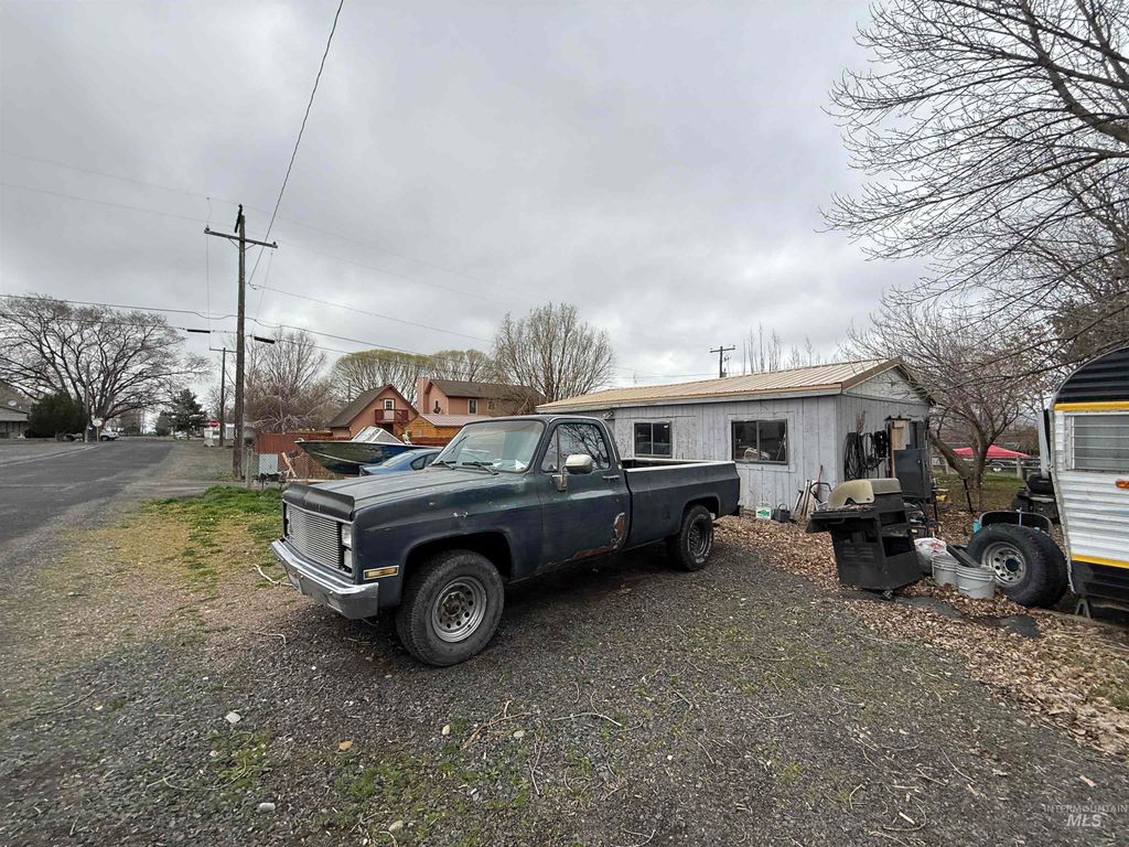 Photo of 180 Bruneau, Hagerman, ID 83332 (MLS # 98976535)