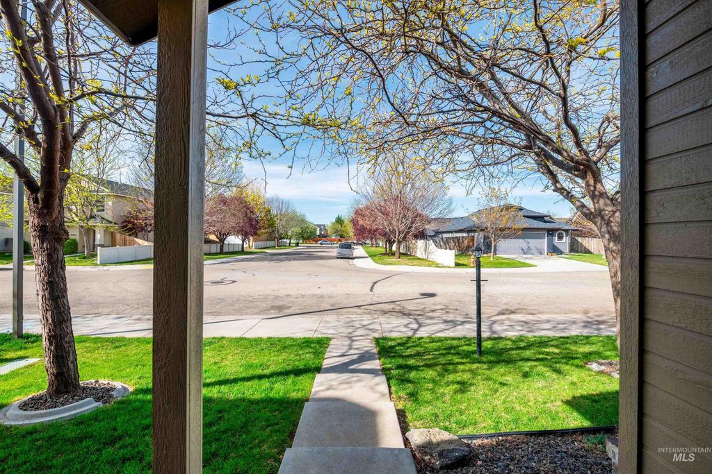Photo of 9863 W Rustica St, Boise, ID 83709 (MLS # 98981668)