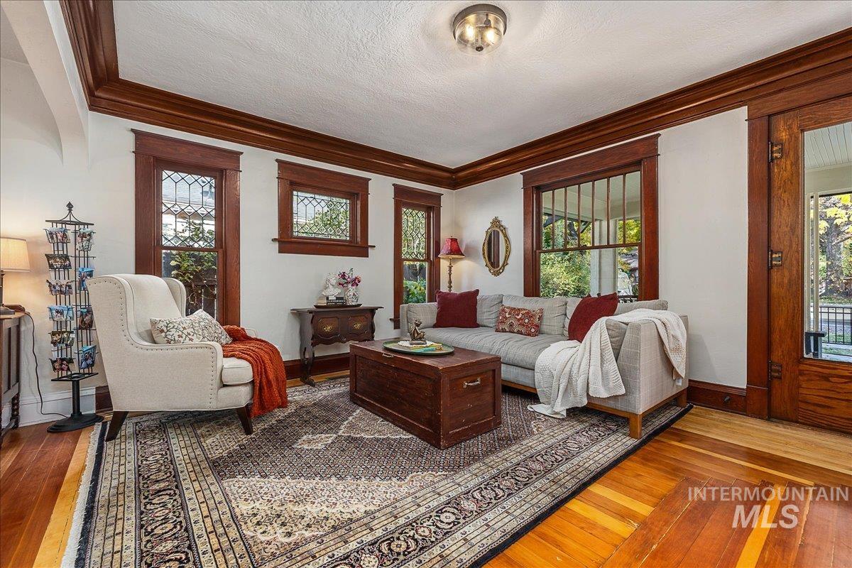 2141 N. 15th St
