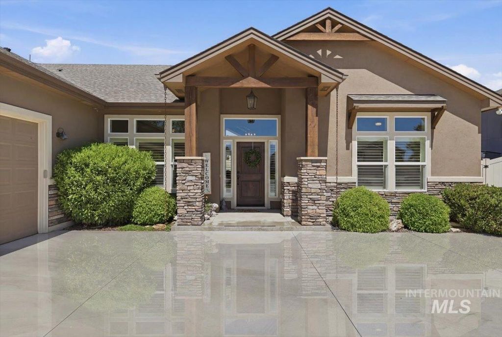 Photo of 12102 W Lacerta St, Star, ID 83669 (MLS # 98986661)