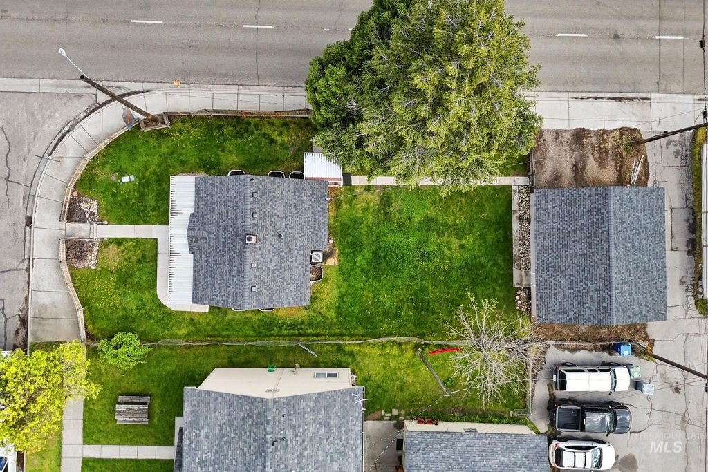 Photo of 1200 S Vermont Ave, Boise, ID 83706 (MLS # 98982443)