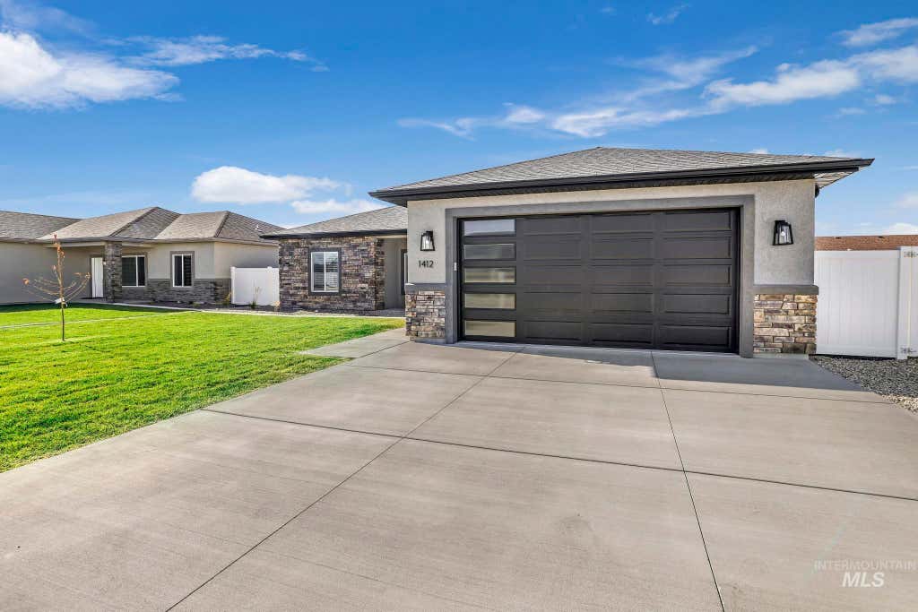 Photo of 1427 Haizlee Way, Twin Falls, ID 83301 (MLS # 98990455)