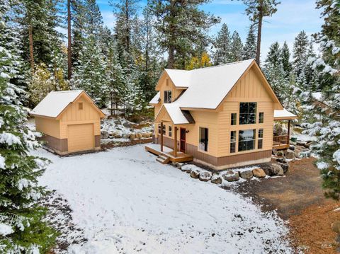 Photo of 1095 Aspen Ridge Lane, McCall, ID 83638 (MLS # 98966370)