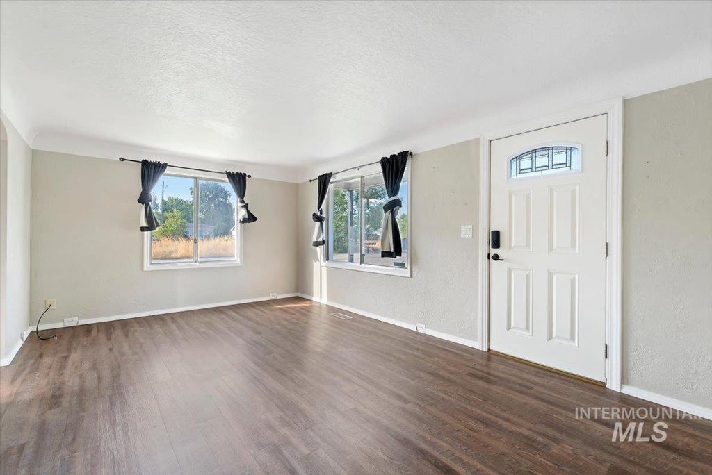 Photo of 10 N Harrell St, Boise, ID 83706 (MLS # 99001191)