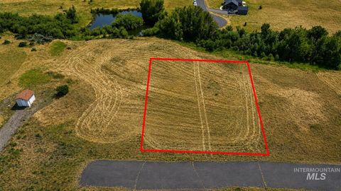 Photo of 3 Par Ct, Council, ID 83612 (MLS # 98992040)