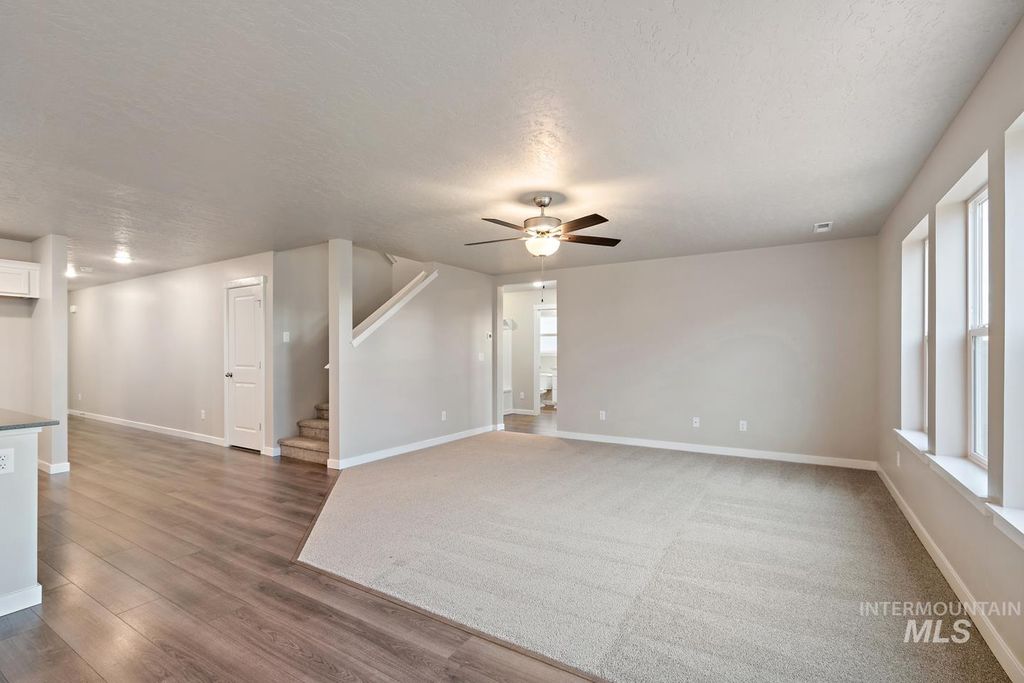 Photo of 10776 Armuth St, Caldwell, ID 83605 (MLS # 98972665)