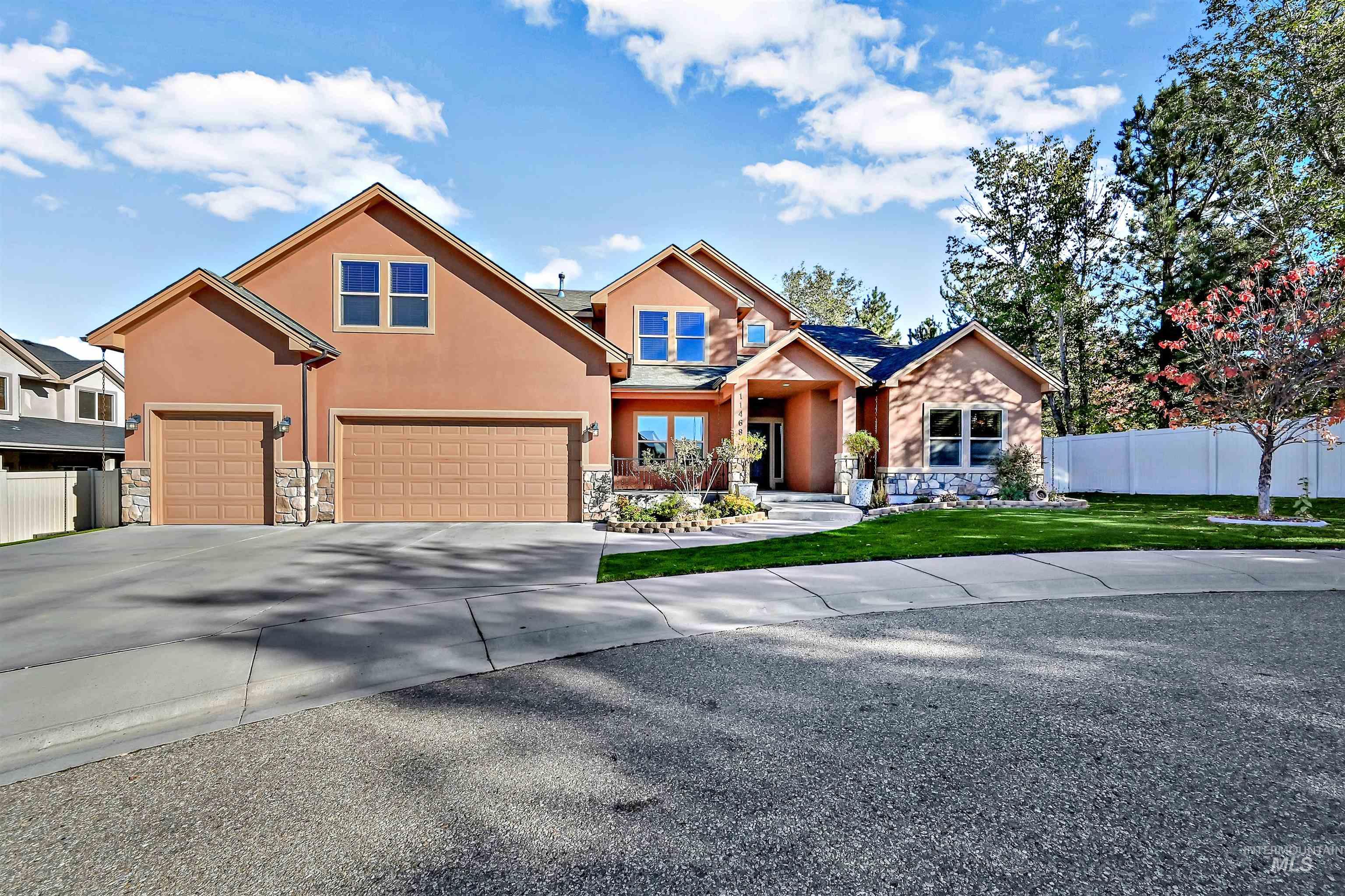 11468 W Tioga Court