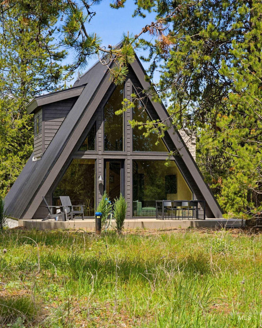 Photo of 152 Forest Place, Donnelly, ID 83615 (MLS # 98986677)