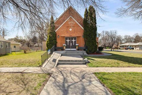 Photo of 2000 Oakley Ave, Burley, ID 83318 (MLS # 98979510)