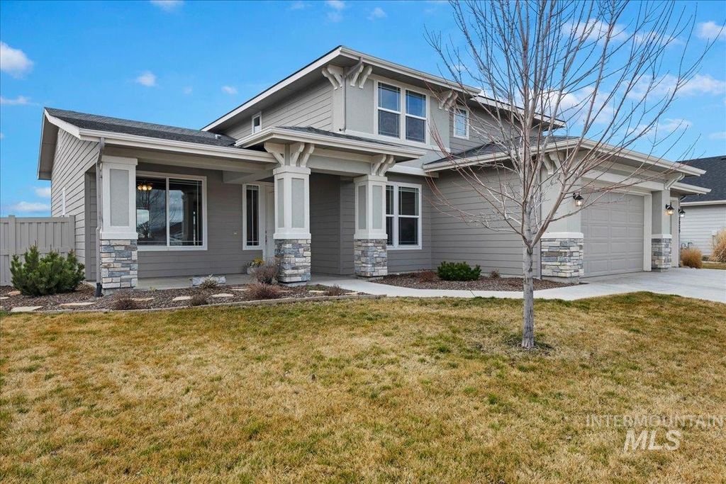 Photo of 2039 N Bull Whip Ave, Middleton, ID 83644 (MLS # 98976010)