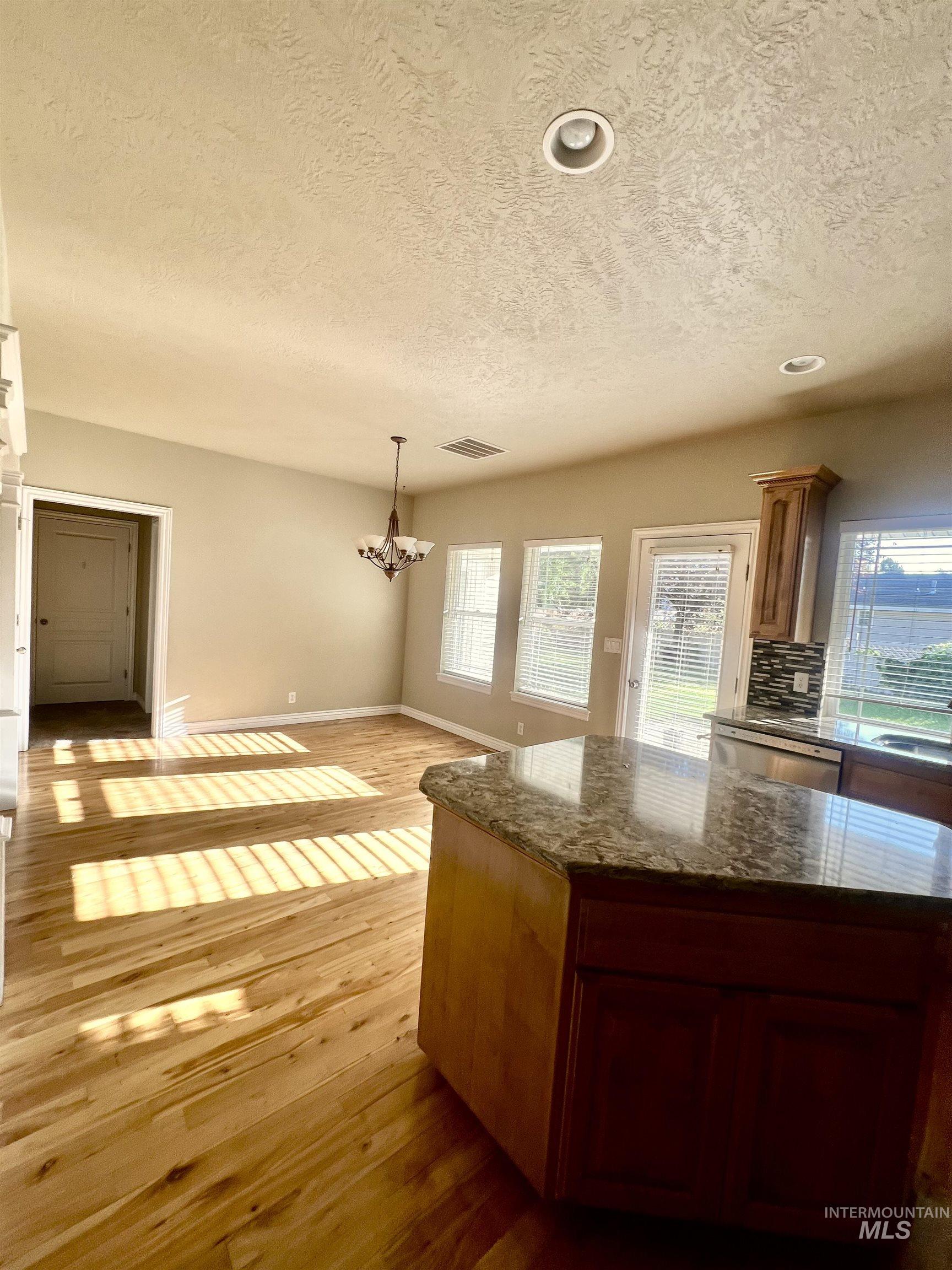 1442 Stonecrest Court