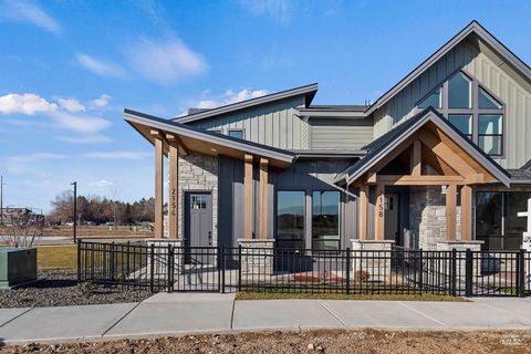 2029 W Freya Court Eagle ID 83616