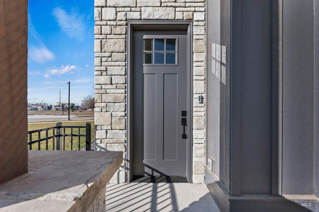 Photo of 2029 W Freya Court, Eagle, ID 83616 (MLS # 98980917)