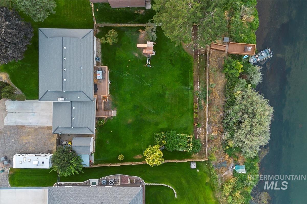 Aerial view of property and surrounding area