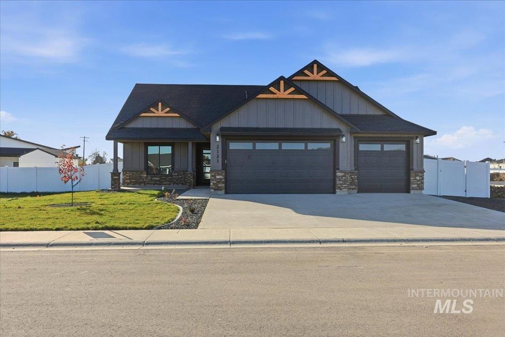 Photo of 2141 Justine CT, Fruitland, ID 83619 (MLS # 98987135)