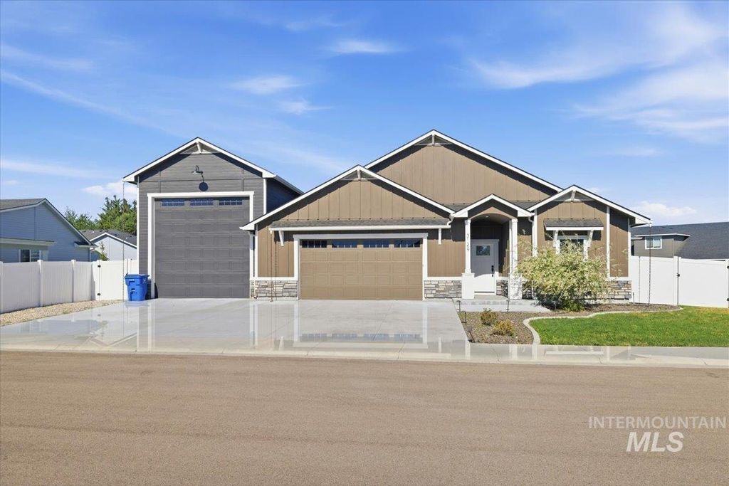 Photo of 3129 Sepulveda, Fruitland, ID 83619 (MLS # 98989284)