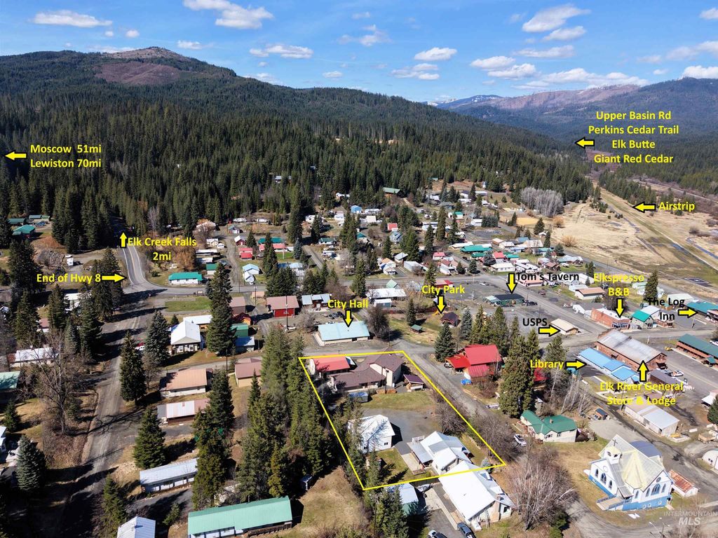 Photo of 204 S 2nd St, Elk River, ID 83827 (MLS # 98978369)