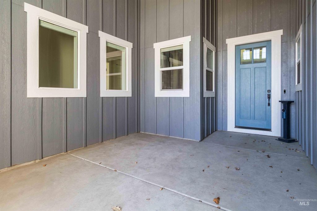 Photo of 5867 S Hill Farm Way, Meridian, ID 83642 (MLS # 98978590)