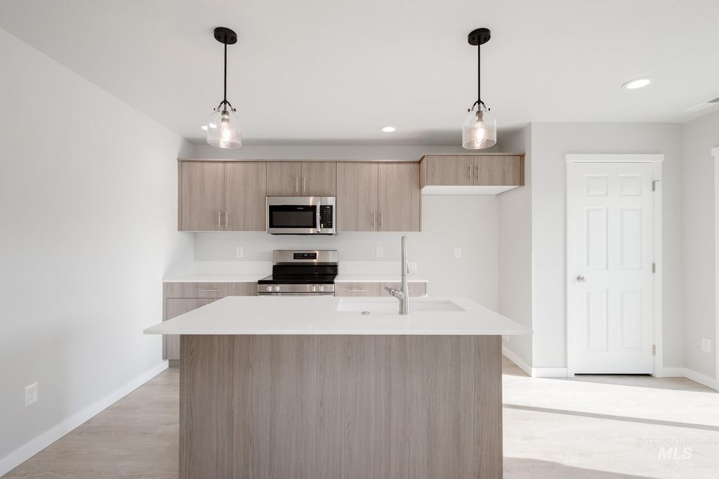 Photo of 229 Moose St, Horseshoe Bend, ID 83629 (MLS # 98968337)