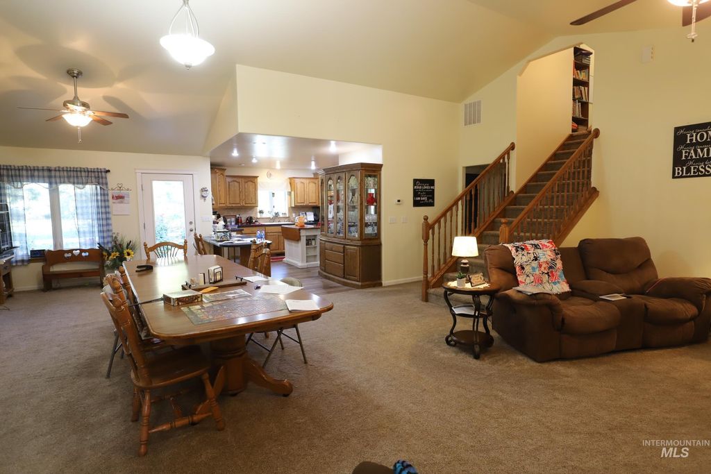Photo of 810 Pine Street, Filer, ID 83328 (MLS # 98963801)