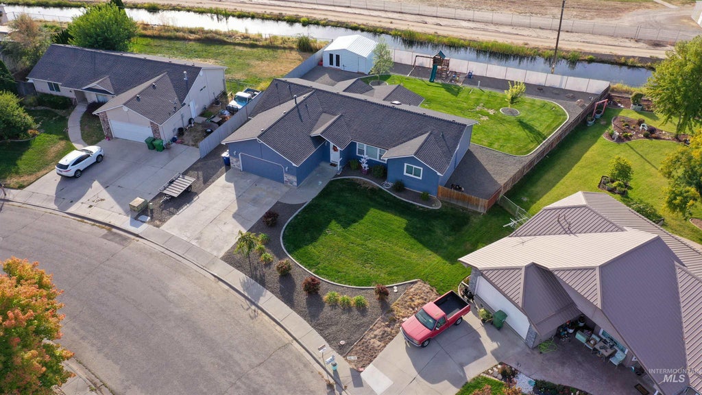 Photo of 555 N 18th Street, Payette, ID 83661 (MLS # 99004237)