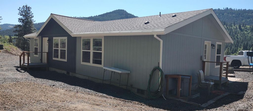 Photo of 400 Bobcat Drive, Ahsahka, ID 83520 (MLS # 98966533)