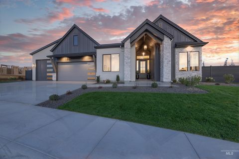 Photo of 5693 W Haughburn Dr, Eagle, ID 83616 (MLS # 98962940)