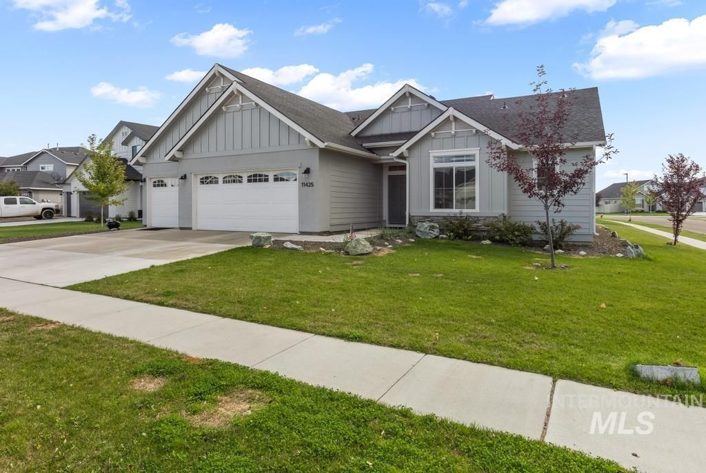 Photo of 11425 W Sonata Ct, Nampa, ID 83651 (MLS # 98964511)