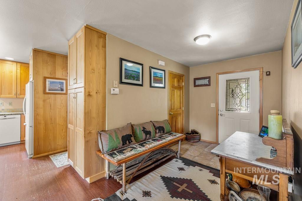 Plenty of space for coats and boots.