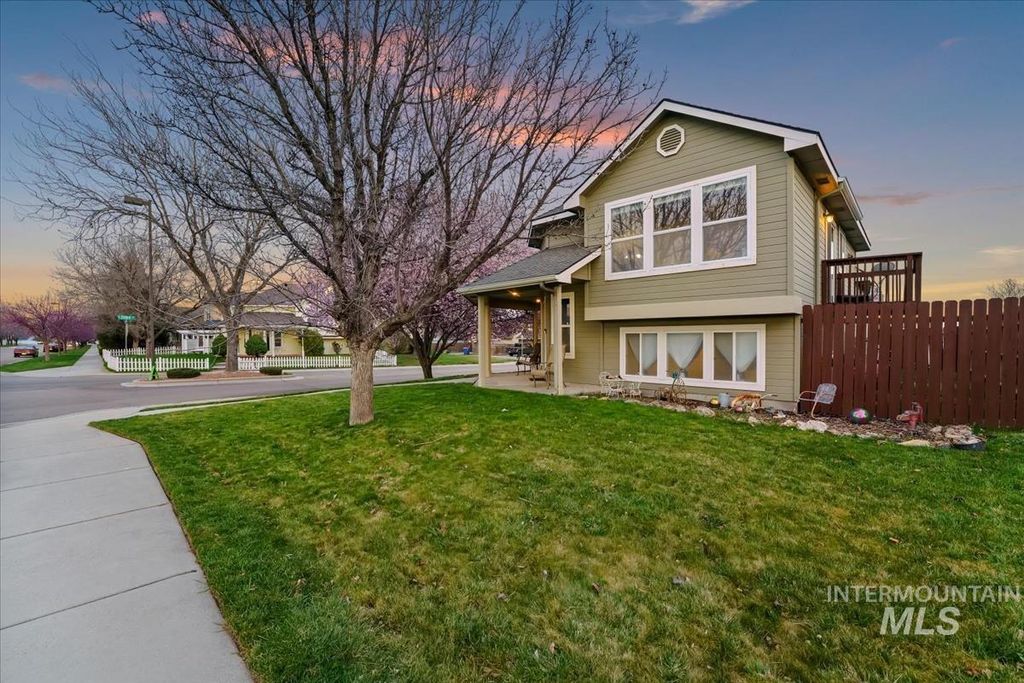 Photo of 5943 S. Zither Avenue, Boise, ID 83709 (MLS # 98979782)