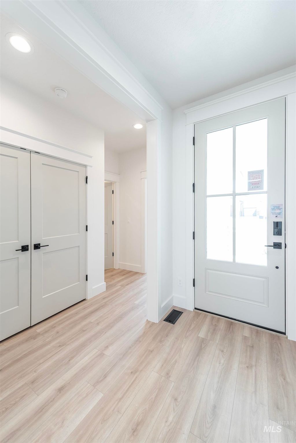 Photo of 400 S Diesel Way, Boise, ID 83716 (MLS # 98979383)